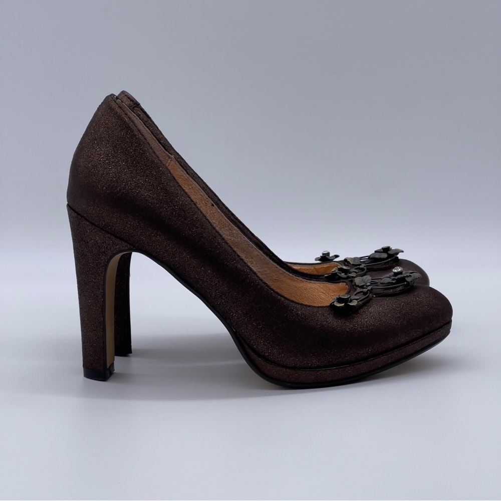 Miss Albright Pumps.